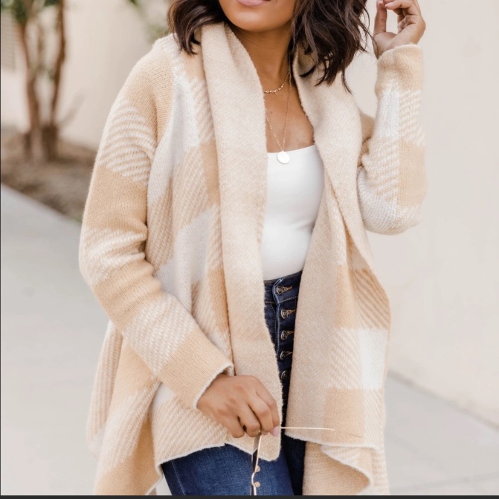 NEW pink lily sweater